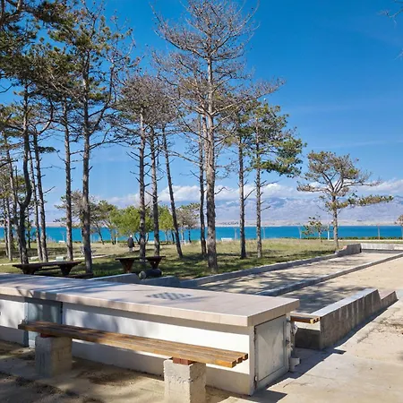 Apartman Sandstrand, No 4 *