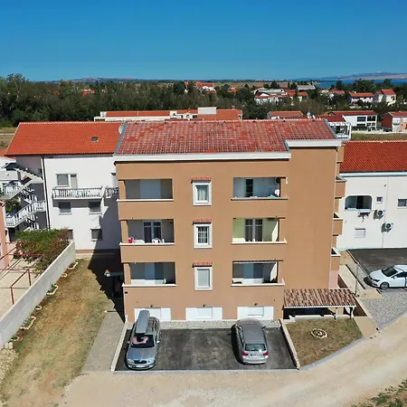 Sandstrand, No 4 * Nin