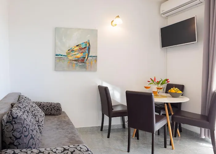 Апартаменты Sandstrand, No 4 *