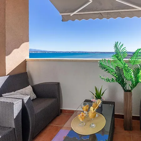 Sandstrand, No 4 *